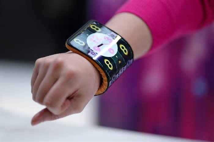 Wearable technology: the wearable smartwatches devices that are changing our daily lives